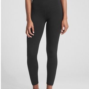 Gap leggings in Medium Tall